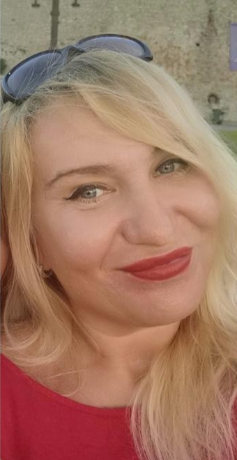 Частный гид экскурсовод по Барселоне Елена