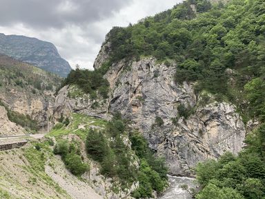 Фото 3 - Экскурсия: "Лучшее в Северной Осетии за один день" Фото 3 - Экскурсия: "Лучшее в Северной Осетии за один день"