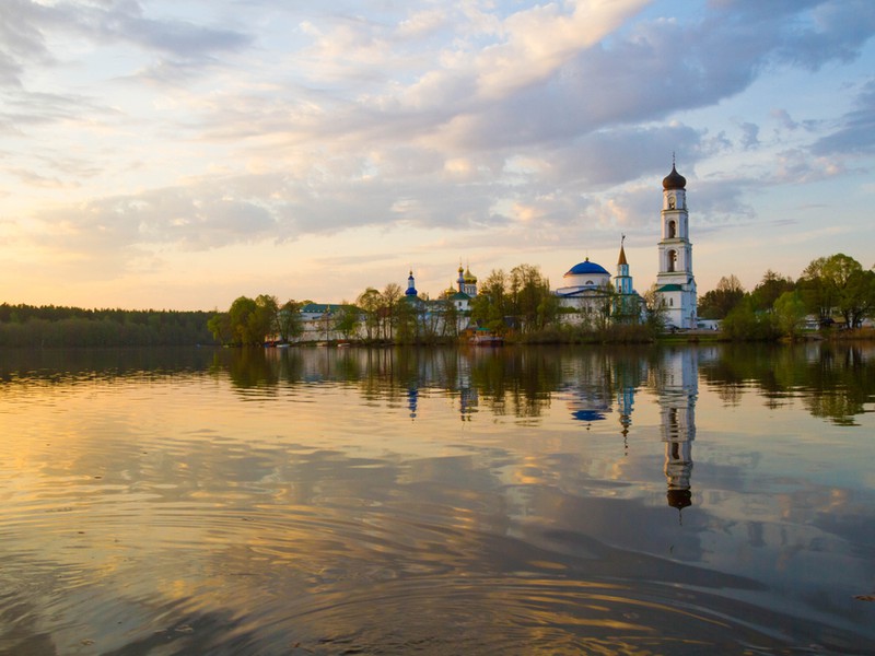 Фото 1 - Экскурсия: "Раифа, Свияжск, Вселенский храм" Фото 1 - Экскурсия: "Раифа, Свияжск, Вселенский храм"