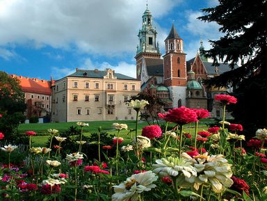 Фото 2 - Экскурсия: "Тайны и величие королевских династий" Фото 2 - Экскурсия: "Тайны и величие королевских династий"