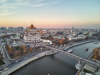 Фото 3 - Экскурсия: "Круиз по центру Москвы от парка «Зарядье» с ужином или обедом" Фото 3 - Экскурсия: "Круиз по центру Москвы от парка «Зарядье» с ужином или обедом"