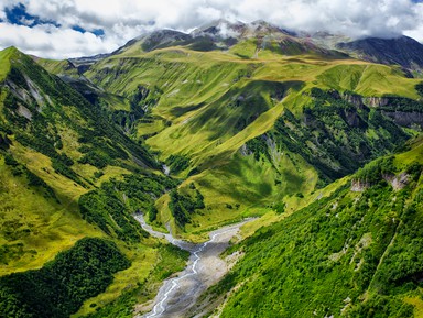 Фото - Экскурсия: "Джип-тур из Пятигорска: Чегемские водопады, Эль-Тюбю и озеро Гижгит"