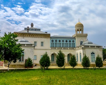 Фото 2 авторского тура - день 7 "Дворец Ситораи Мохи-хоса и комплекс Ходжи Бахоуддина Накшбанди" Фото 2 авторского тура - день 7 "Дворец Ситораи Мохи-хоса и комплекс Ходжи Бахоуддина Накшбанди"