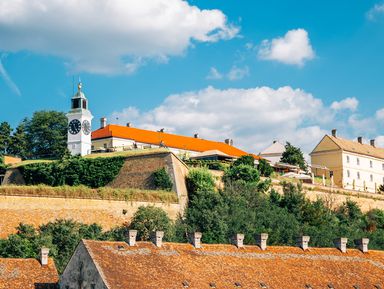 Фото - Экскурсия: "Северная Сербия: Нови-Сад, монастырь Крушедол и Сремски-Карловцы"