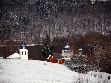 Фото 3 - Экскурсия: "Легендарный монастырь и неоглядные дали в Мальской долине" Фото 3 - Экскурсия: "Легендарный монастырь и неоглядные дали в Мальской долине"