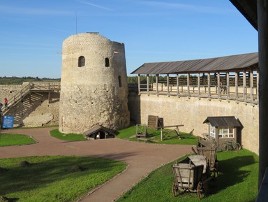Дух Древней Руси и былинные пейзажи в Изборске