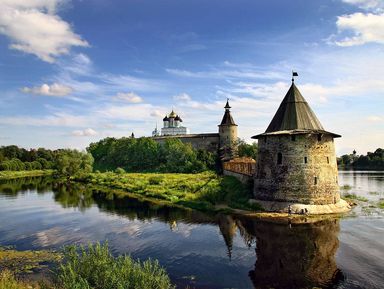 Фото 2 - Экскурсия: "Псков средневековый, губернский, современный" Фото 2 - Экскурсия: "Псков средневековый, губернский, современный"