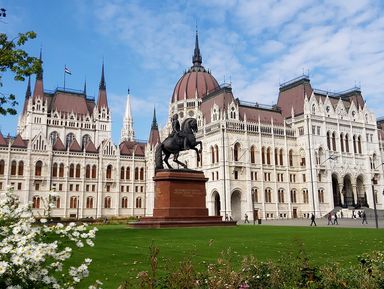 Фото - Экскурсия: "Самые красивые площади Пешта" Фото - Экскурсия: "Самые красивые площади Пешта"