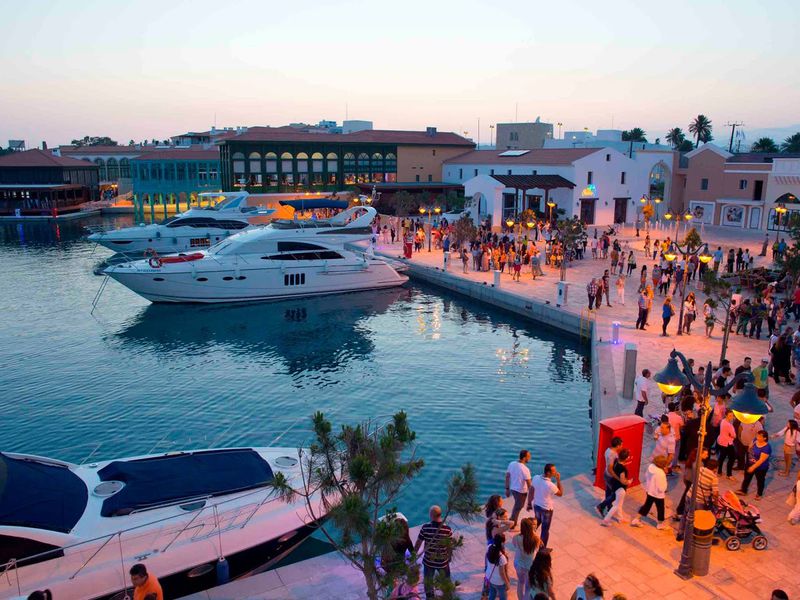 Прогулка на яхте в Лимассоле (9/9)