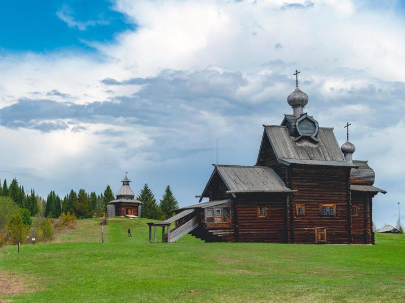 Фото 2 - Экскурсия: "Шедевры деревянного зодчества в Хохловке"