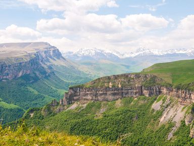 Фото 3 - Экскурсия: "Плато Канжол, озера Шадхурей — из Георгиевска" Фото 3 - Экскурсия: "Плато Канжол, озера Шадхурей — из Георгиевска"