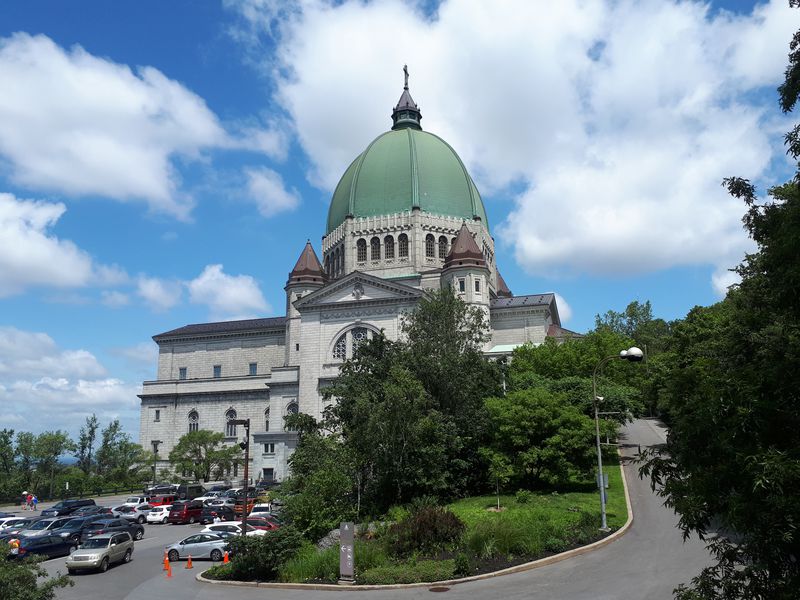 Добро пожаловать в Монреаль! (3/10)