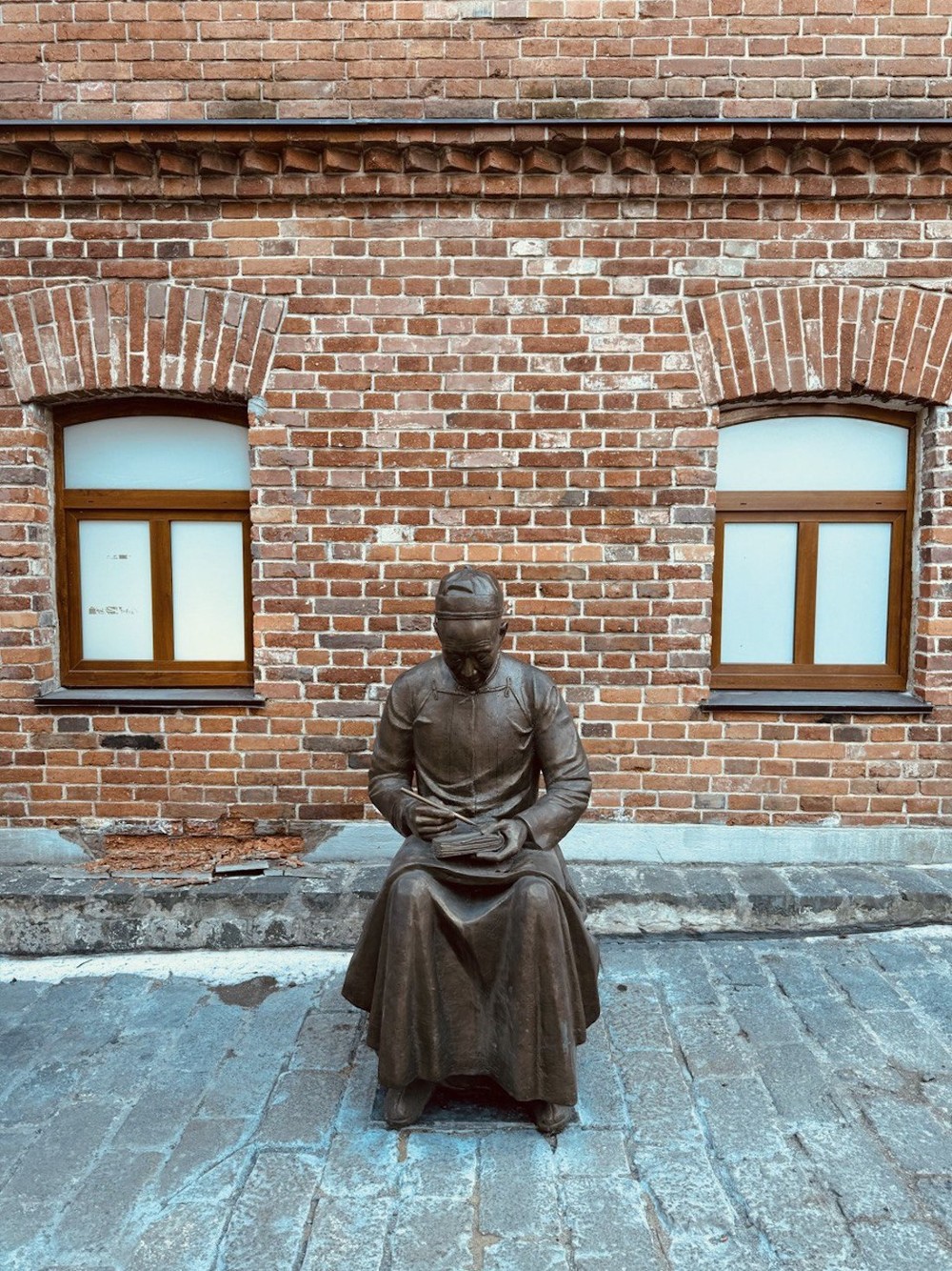 Фото 2 - Экскурсия: "Китайский квартал: Миллионка вне закона (в мини-группе)"