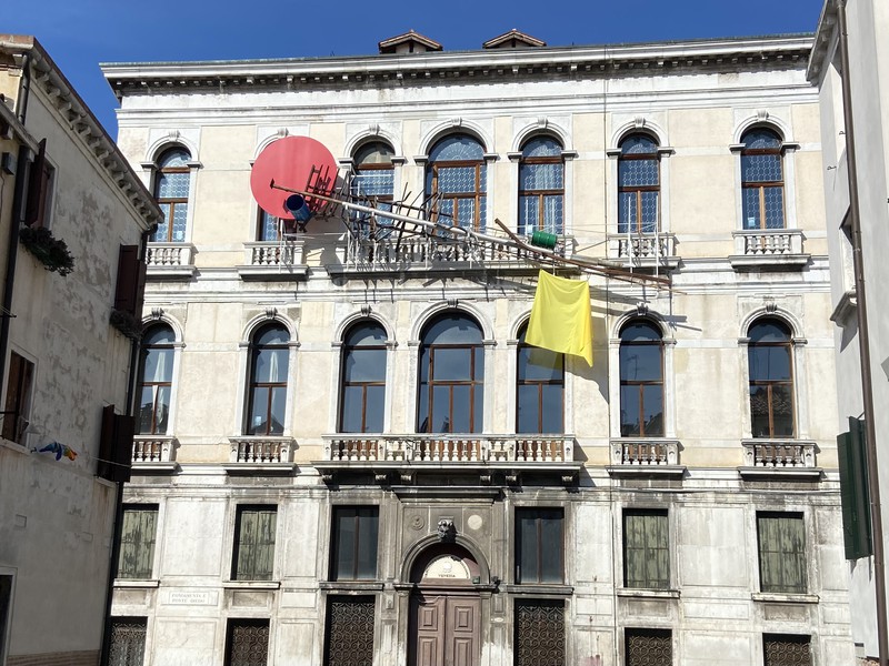 Современное искусство в Венеции: марафон по выставкам Биеннале (15/15)