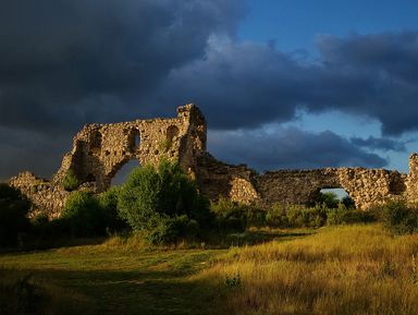 Фото 3 - Экскурсия: "Мангуп-Кале — поднебесный город" Фото 3 - Экскурсия: "Мангуп-Кале — поднебесный город"