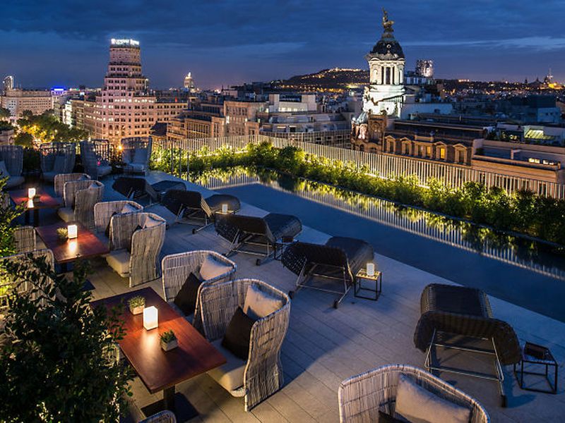 Фантастическая гора Монтсеррат (30/35)