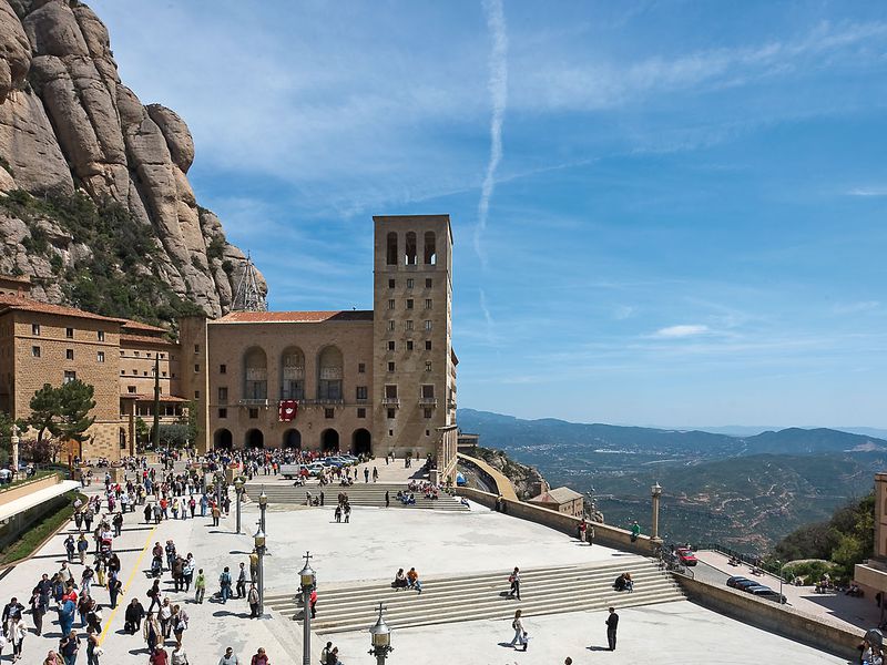 Фантастическая гора Монтсеррат (27/35)