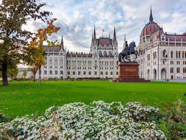 Фото - Экскурсия: "Самые красивые площади Пешта"