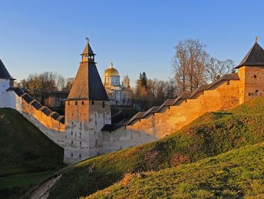 Фото 3 - Экскурсия: "Старый Изборск и Псково-Печерский монастырь: путешествие к истокам Руси" Фото 3 - Экскурсия: "Старый Изборск и Псково-Печерский монастырь: путешествие к истокам Руси"