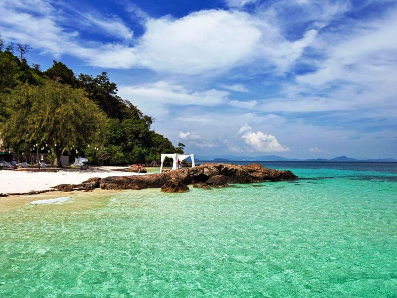 День на уединённом острове Майтон (6/10)