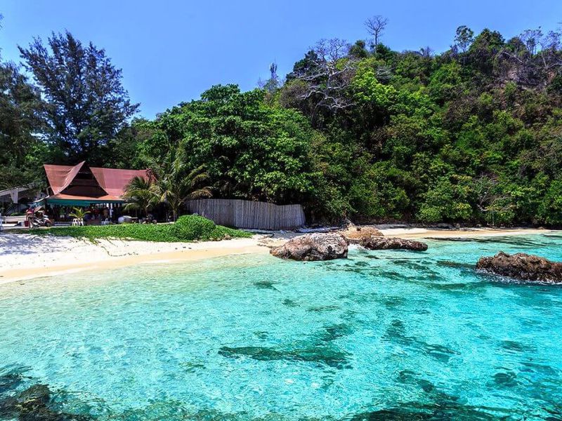 День на уединённом острове Майтон (5/10)