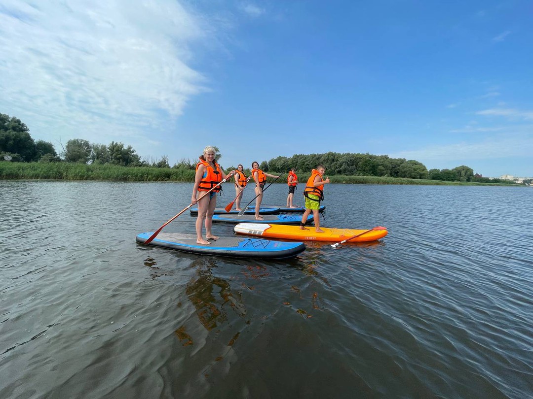 Фото 1 авторского тура - день 5 "SUP-серфинг на секретном озере и прогулка на электросамокатах в Светлогорске" Фото 1 авторского тура - день 5 "SUP-серфинг на секретном озере и прогулка на электросамокатах в Светлогорске"