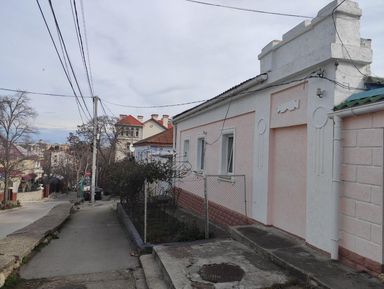 Фото 2 - Экскурсия: "Одноэтажный Севастополь" Фото 2 - Экскурсия: "Одноэтажный Севастополь"