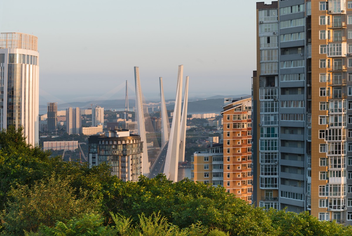 Владивосток — не благодаря, а вопреки: экскурсия в мини-группе