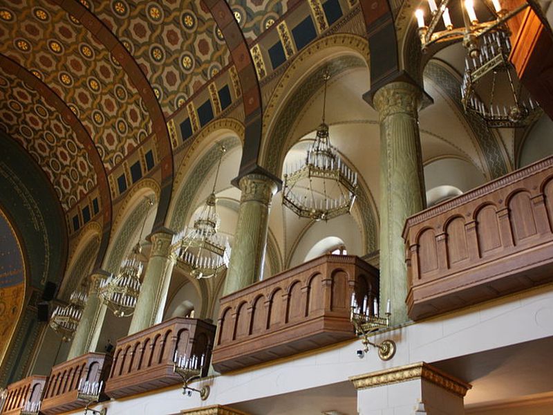 Конфессии Москвы: тонкости веры (3/6)