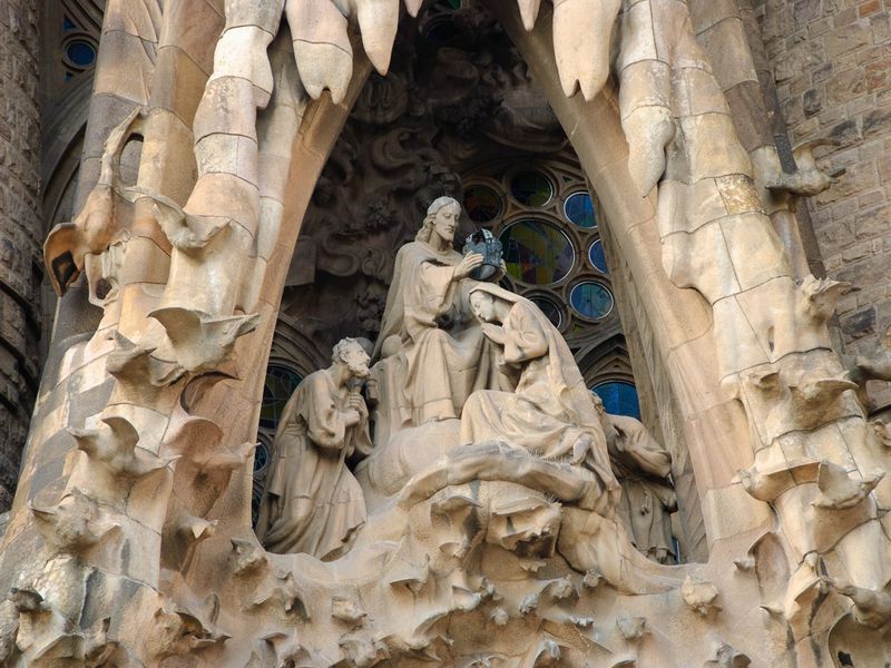 По тайным местам Барселоны с героями Дэна Брауна (5/6)