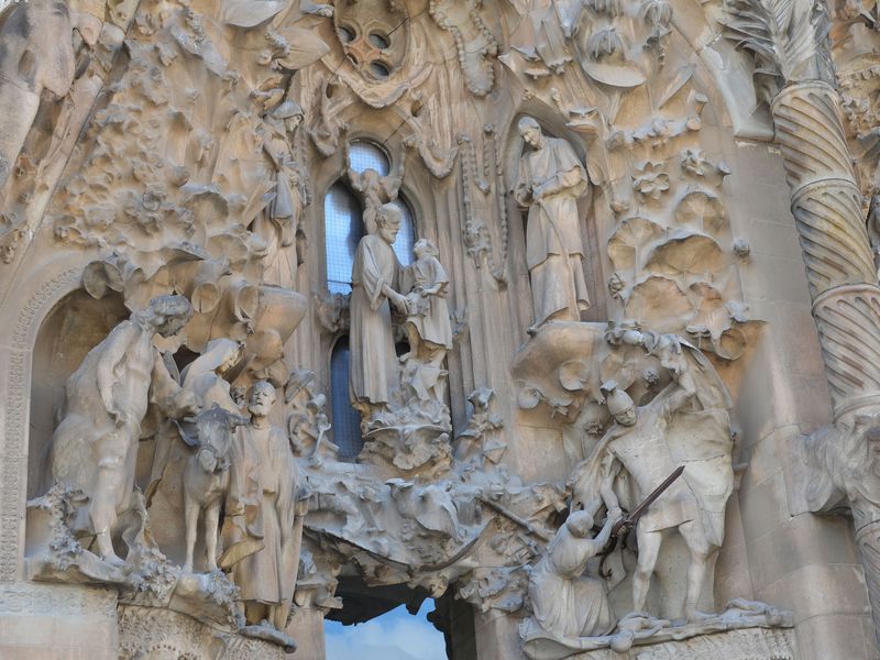 По тайным местам Барселоны с героями Дэна Брауна (4/6)