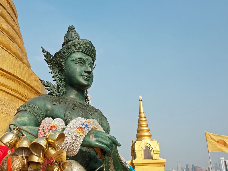 Аутентичные храмы Бангкока (8/15)