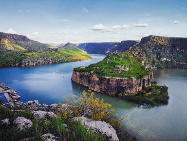 Фото 3 - Экскурсия: "Гора богов Немрут-Даг и город пророков Шанлыурфа" Фото 3 - Экскурсия: "Гора богов Немрут-Даг и город пророков Шанлыурфа"
