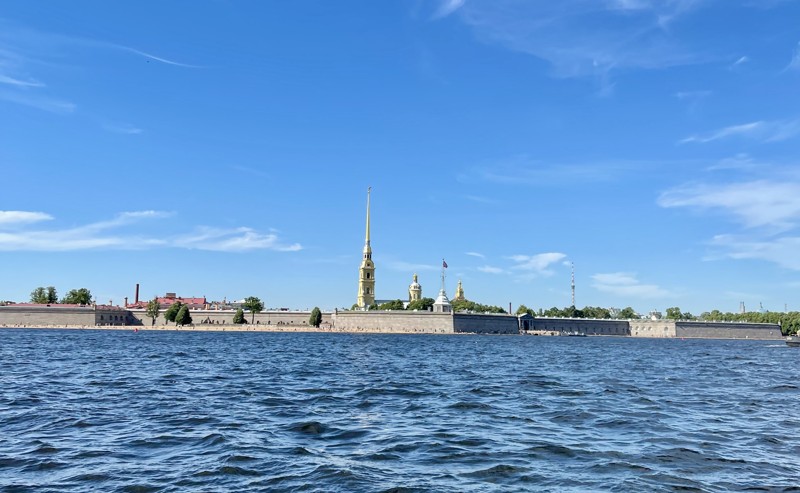 Фото - Экскурсия: "По Петербургу — на минивэне + посещение Петропавловской крепости"