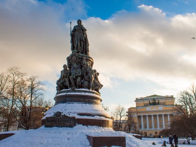 Фото 2 - Экскурсия: "Женщины Петербурга" Фото 2 - Экскурсия: "Женщины Петербурга"