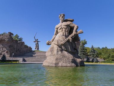 Фото - Экскурсия: "Мамаев курган: от первого боя до наших дней" Фото - Экскурсия: "Мамаев курган: от первого боя до наших дней"