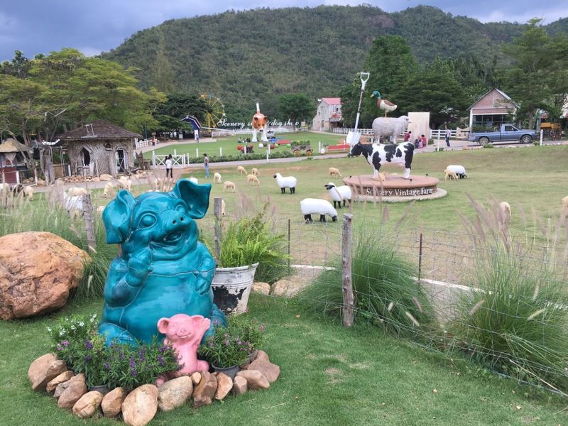 Автобусная экскурсия из Паттайи в Альпака Парк и Землю Королей (4/11)