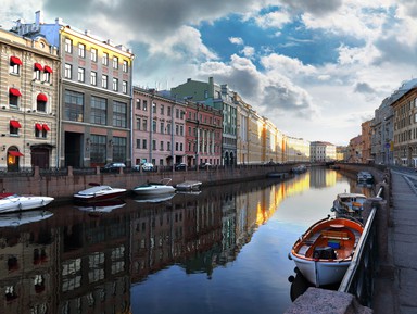 Фото - Экскурсия: "Ежедневная прогулка по Петербургу" Фото - Экскурсия: "Ежедневная прогулка по Петербургу"