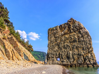 Фото 2 - Экскурсия: "Конная прогулка и скала Парус за 1 день" Фото 2 - Экскурсия: "Конная прогулка и скала Парус за 1 день"