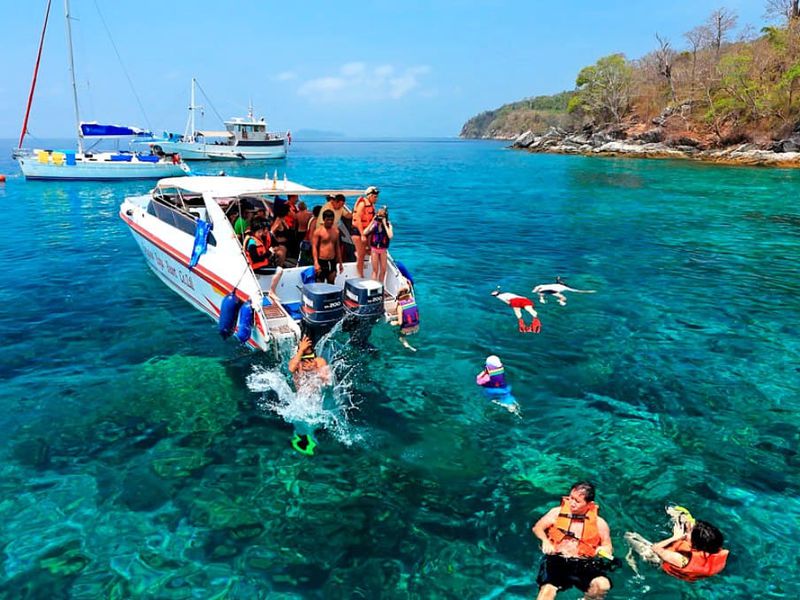 День на острове Рача (4/11)