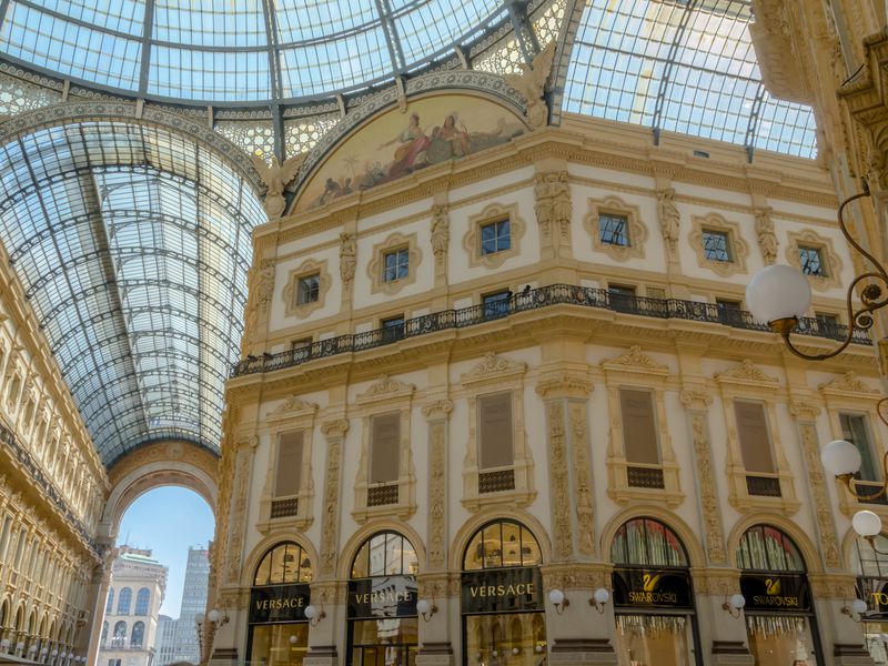 Узнать Милан в формате квеста (11/13)