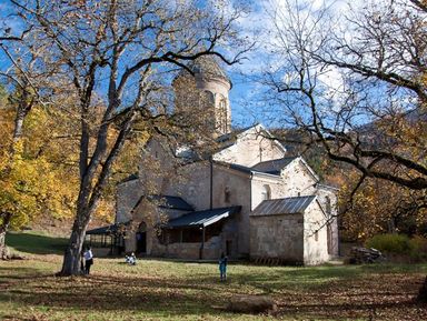 Летняя экскурсия на озеро Шаори и в неизведанные уголки Рачи