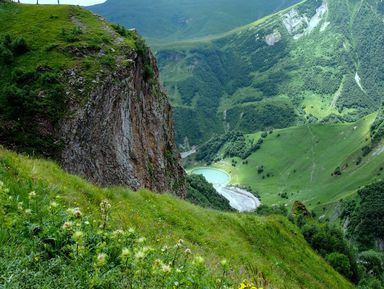Фото 2 - Экскурсия: "Душа Казбека — Гергетская Троица" Фото 2 - Экскурсия: "Душа Казбека — Гергетская Троица"