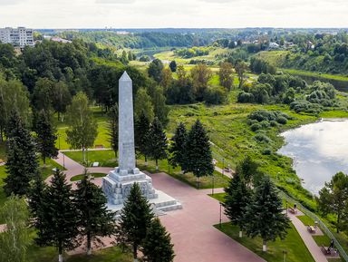 Фото 2 - Экскурсия: "Ржев и мемориал Советскому солдату" Фото 2 - Экскурсия: "Ржев и мемориал Советскому солдату"
