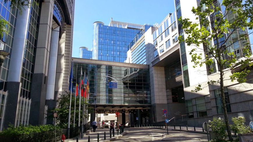 Европарламент и евроквартал Брюсселя