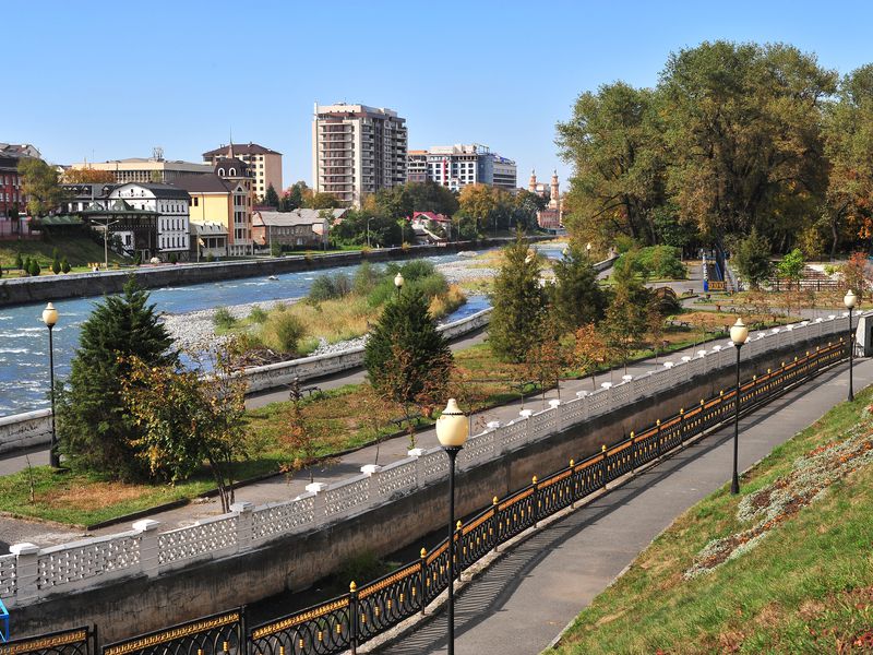 Нескучное знакомство с Владикавказом