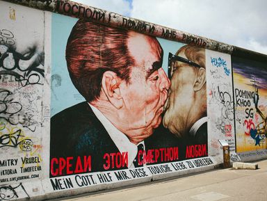Фото - Экскурсия: "Берлинская стена — история и судьбы людей" Фото - Экскурсия: "Берлинская стена — история и судьбы людей"