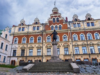 Фото - Экскурсия: "Большая обзорная прогулка по Выборгу" Фото - Экскурсия: "Большая обзорная прогулка по Выборгу"