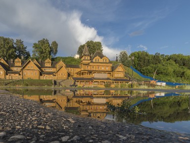 В древний Городец