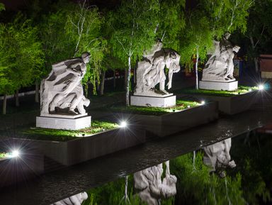 Фото 2 - Экскурсия: "Мамаев курган в деталях" Фото 2 - Экскурсия: "Мамаев курган в деталях"